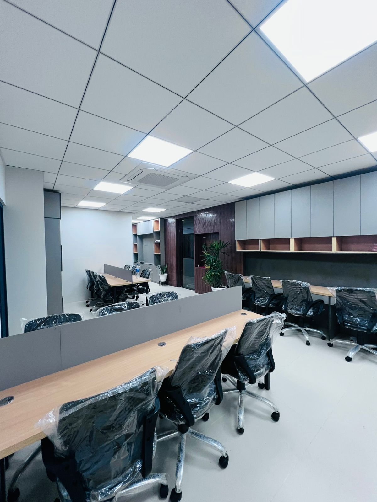 Modern Office Space 5